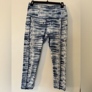 GAIAM Navy and Cream Tie-Dye Leggings with Pockets